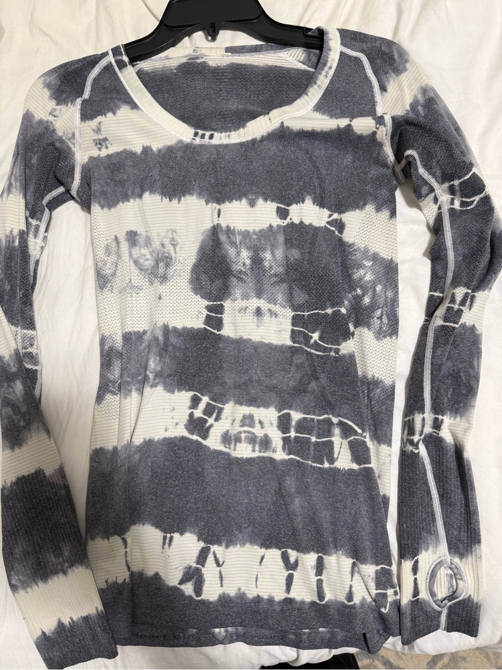 Lululemon Swiftly Tech Long Sleeve Top